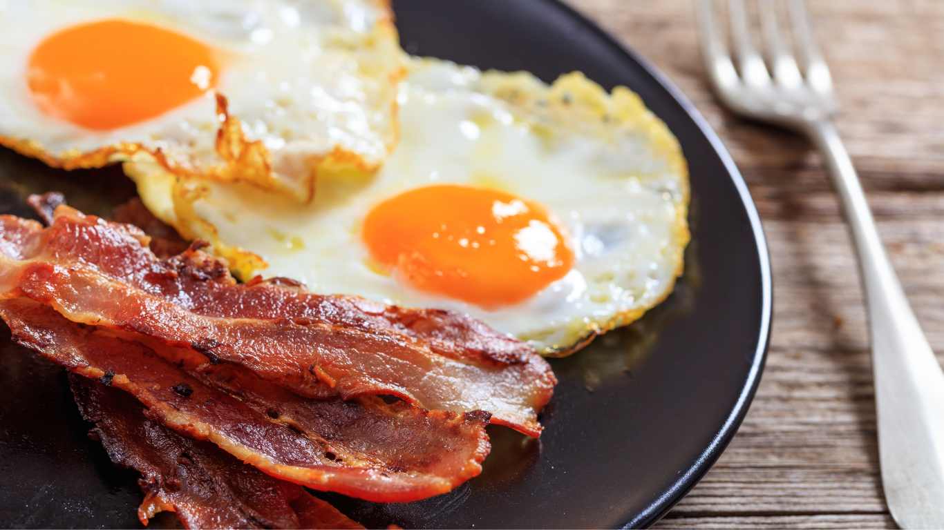 nitrite free bacon and eggs